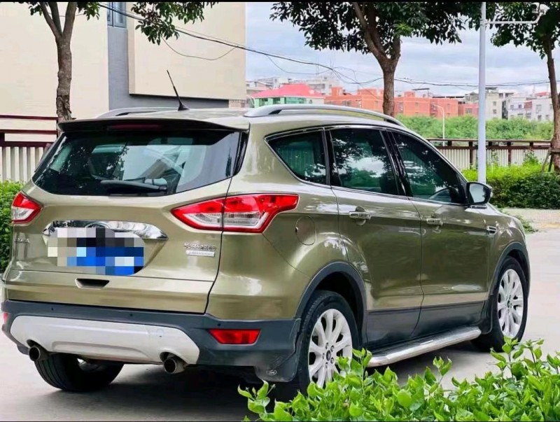 济南15年福特翼虎9