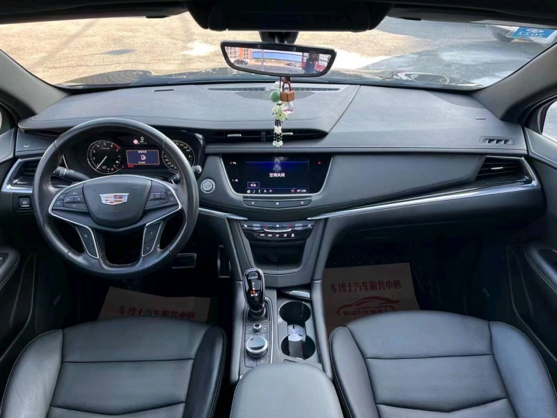 宜昌20年凱迪拉克XT57