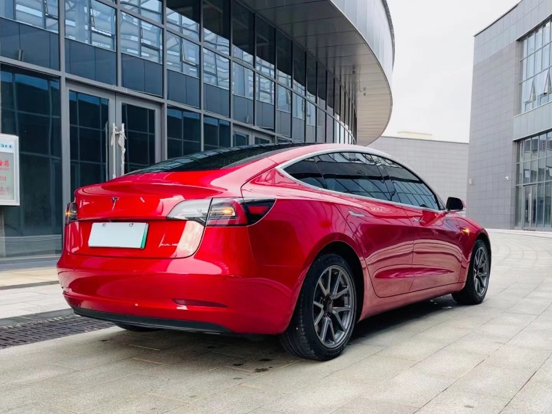 重慶20年特斯拉MODEL 33