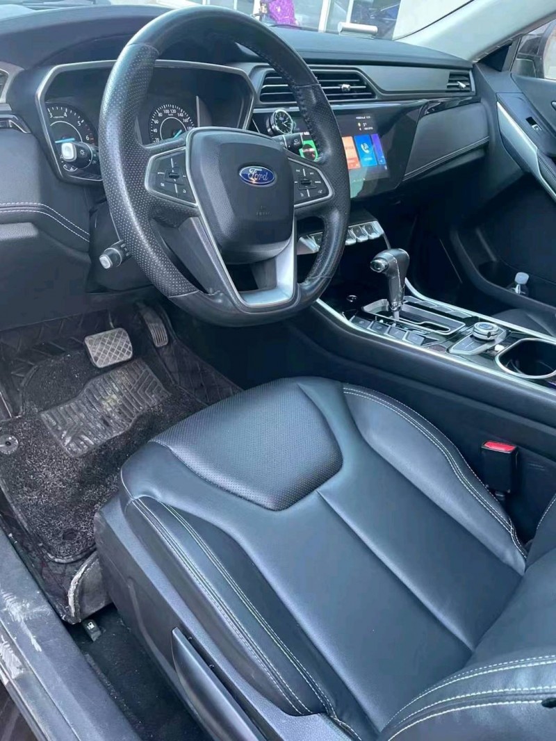 邢台19年福特领界8