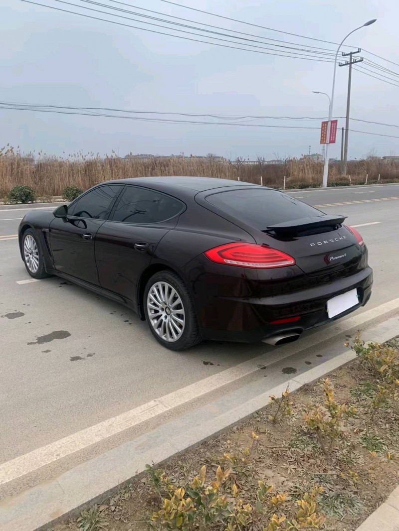 徐州14年保时捷帕拉梅拉7
