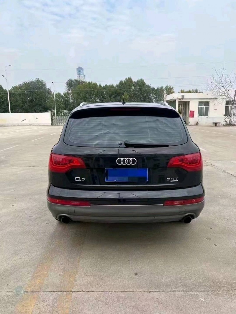 枣庄11年奥迪Q73