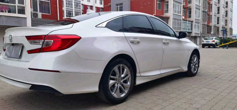 邯郸18年本田雅阁6