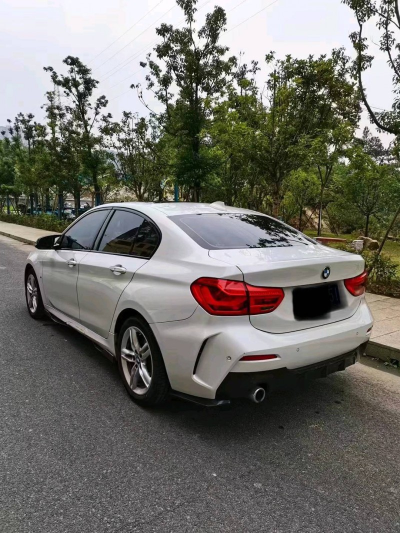 济宁19年宝马1系9