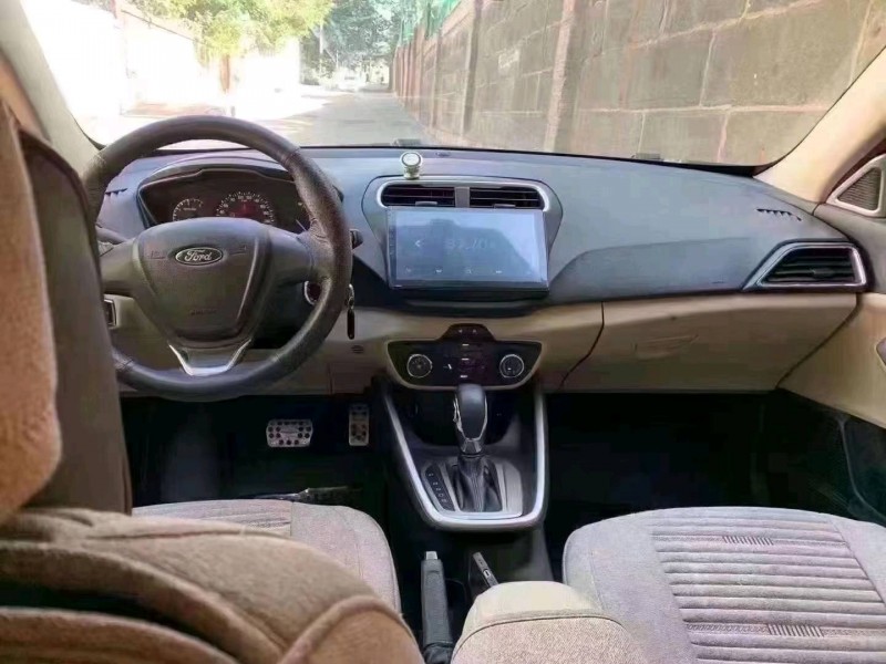 枣庄16年福特福睿斯5