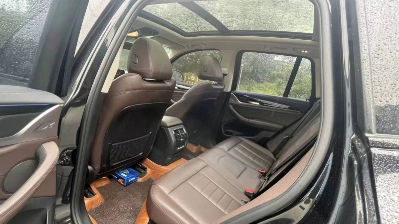 东莞19年宝马X36