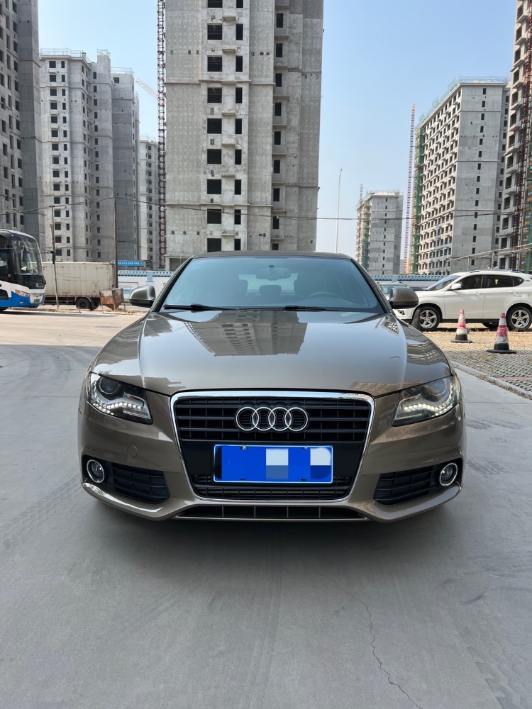 青岛11年奥迪A4L5