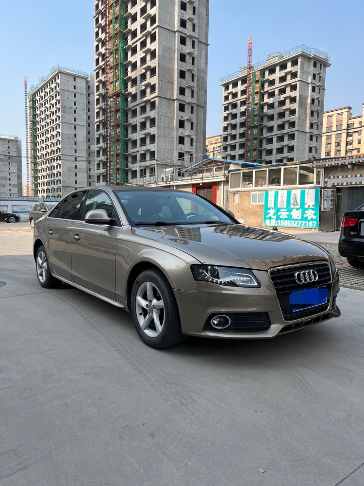 青岛11年奥迪A4L9