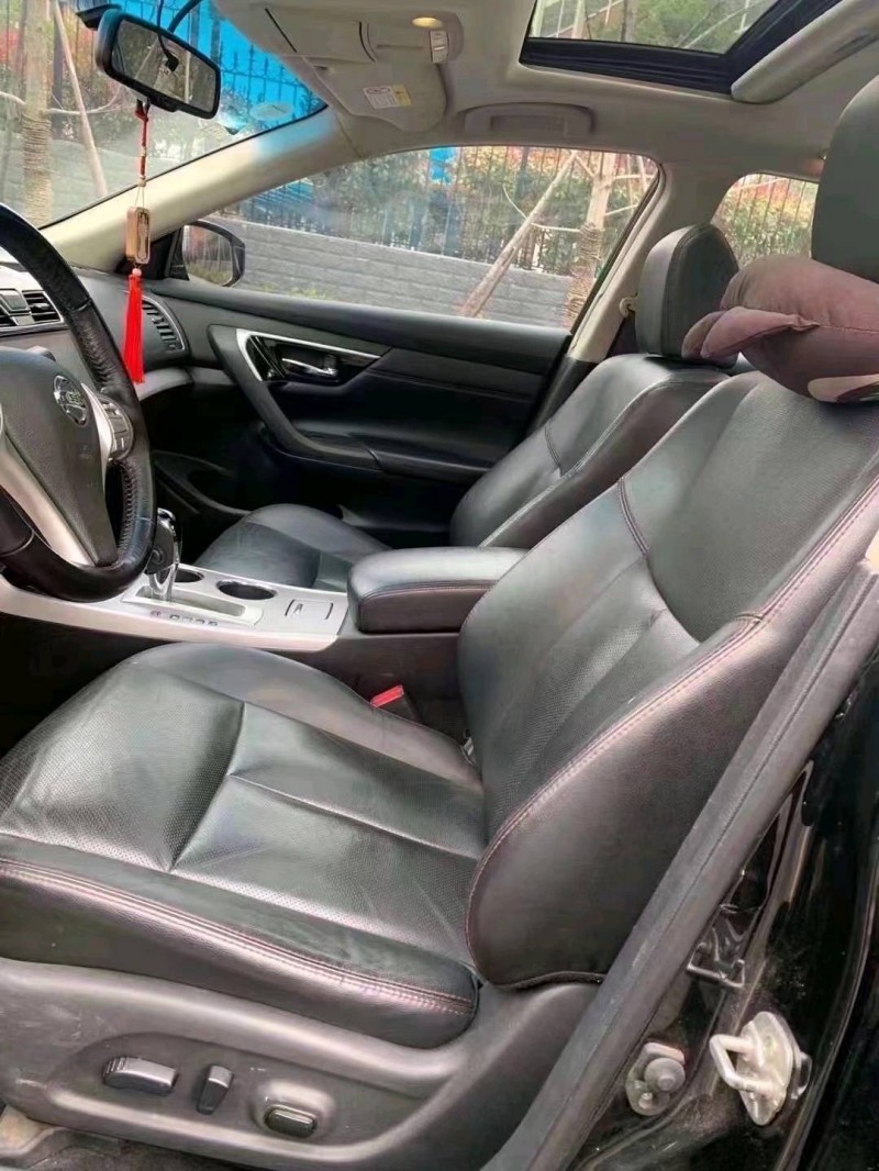 邯郸19年日产天籁8