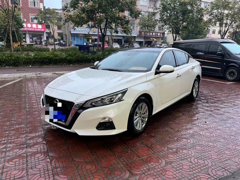 嘉興20年日產天籟7