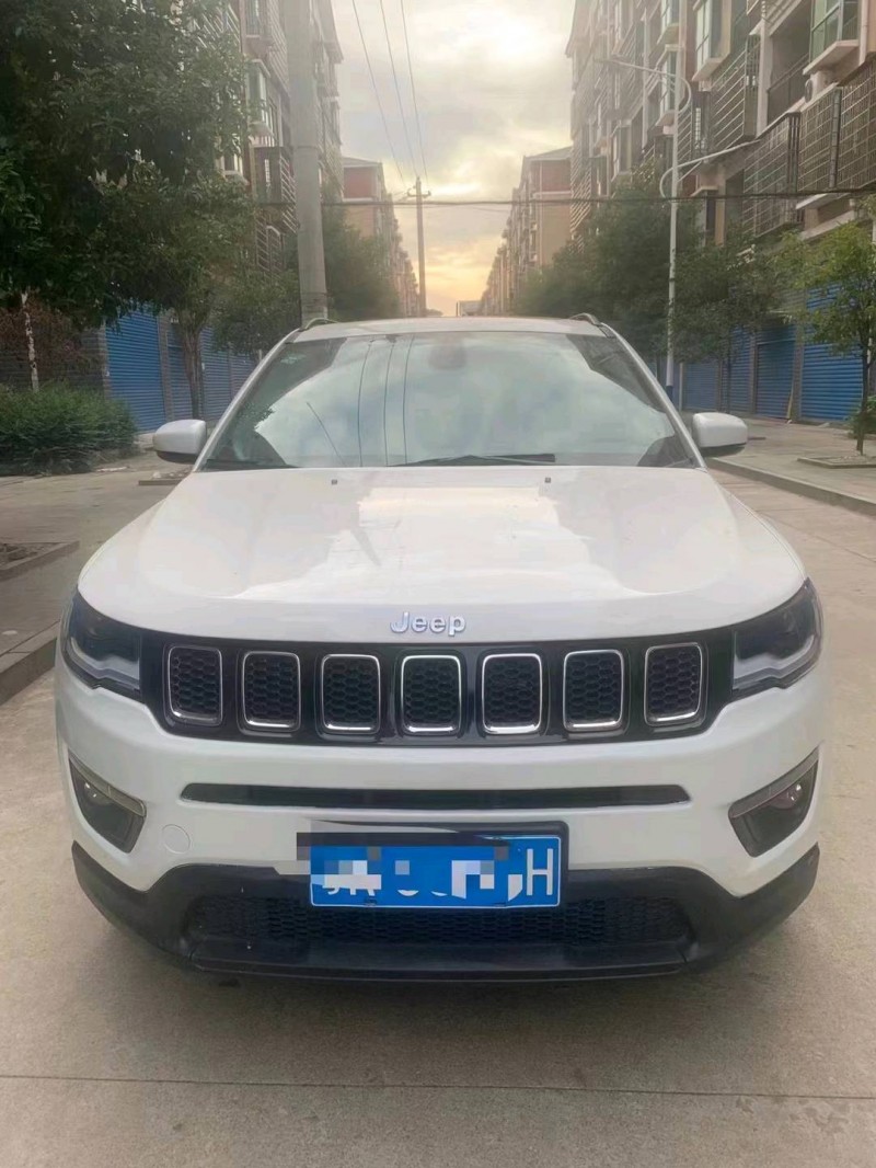 嘉興18年Jeep指南者1