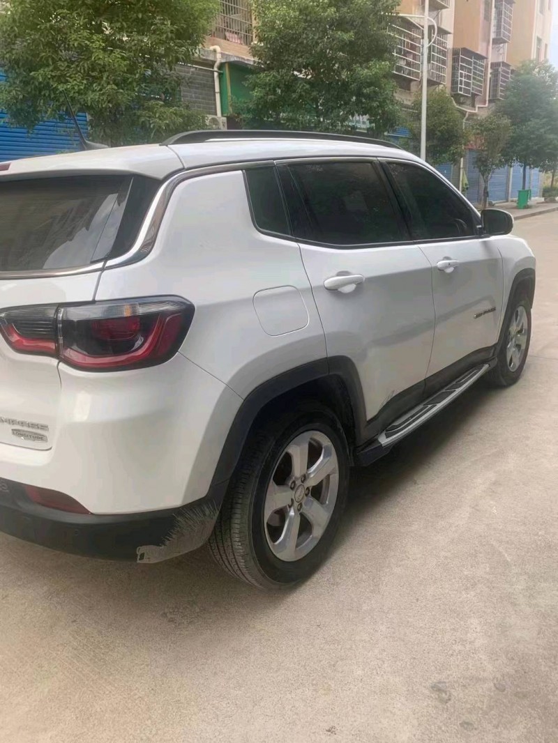 嘉興18年Jeep指南者3