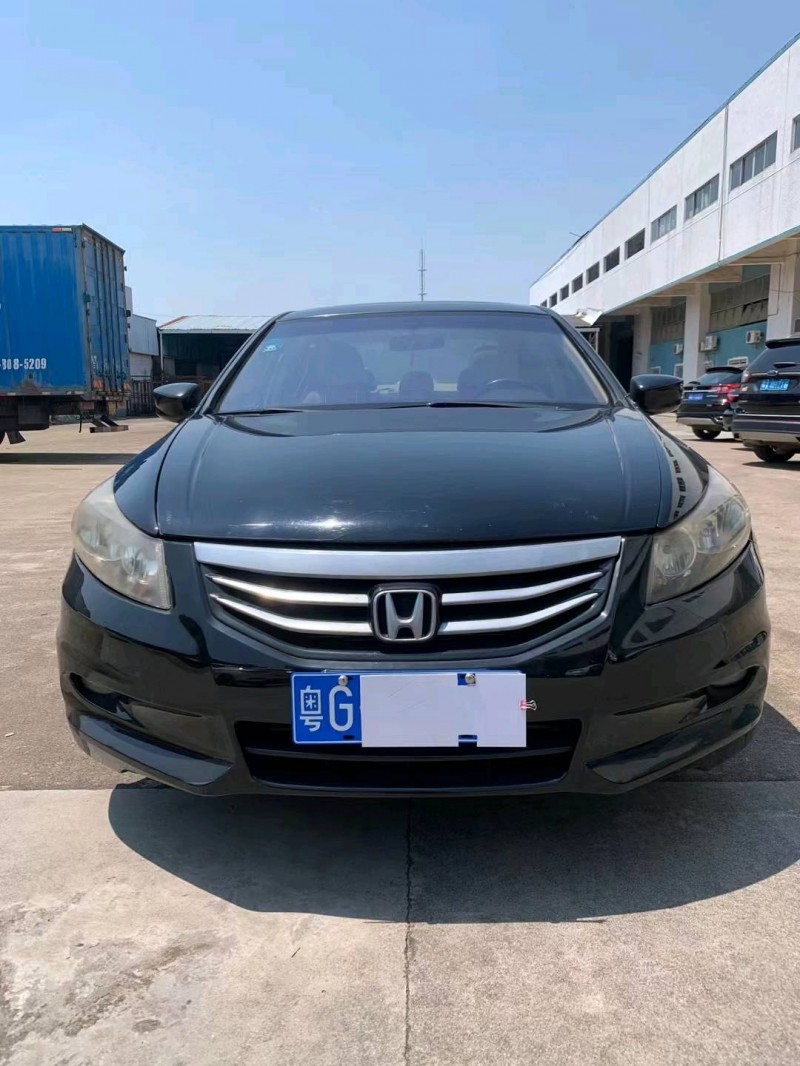 中山11年本田雅阁1