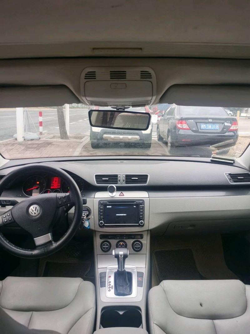 东莞11年大众迈腾8