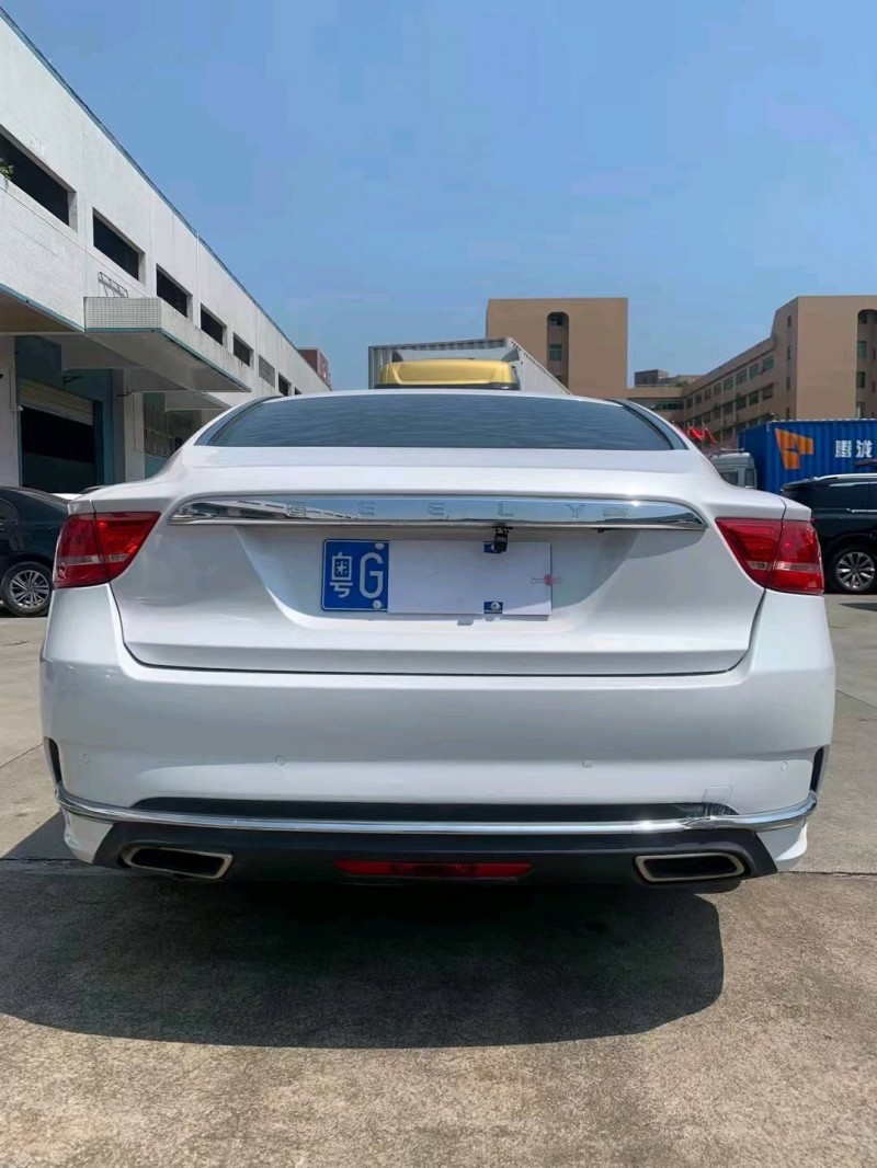 中山18年吉利博瑞4