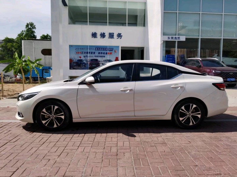 东莞20年日产轩逸5