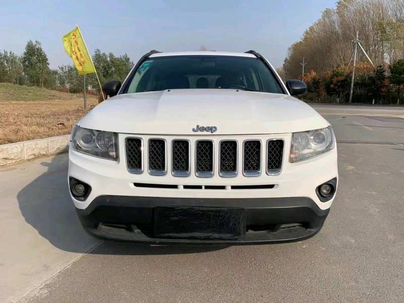 沈阳14年Jeep指南者1