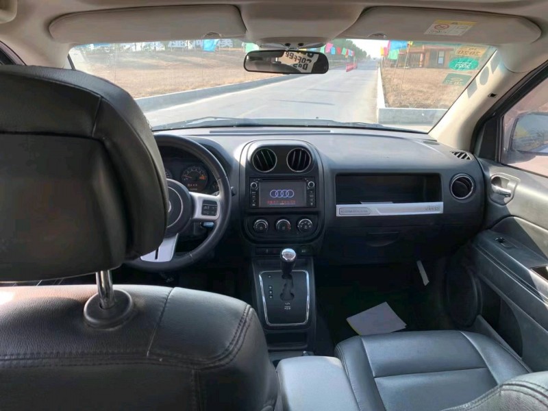 沈阳14年Jeep指南者6