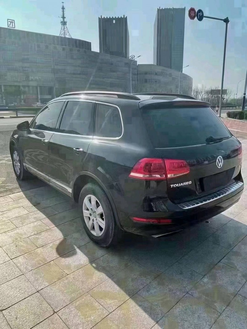 潍坊14年大众途锐8