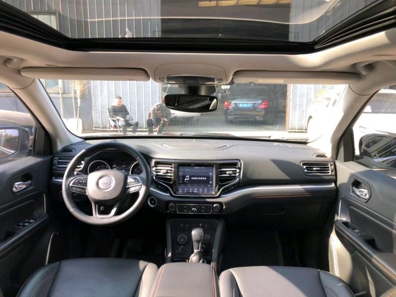 沈阳18年Jeep指挥官8