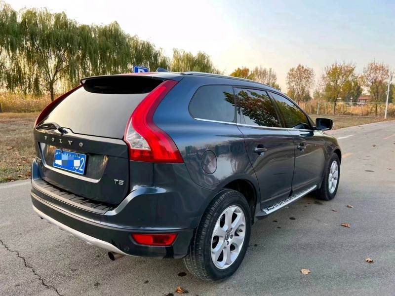 枣庄12年沃尔沃XC602