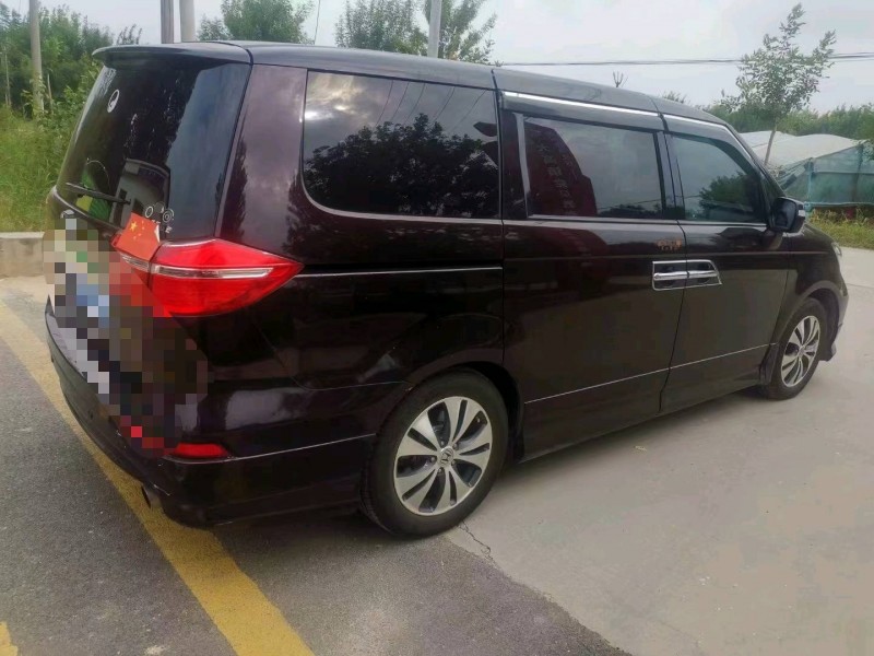 济宁15年本田艾力绅7