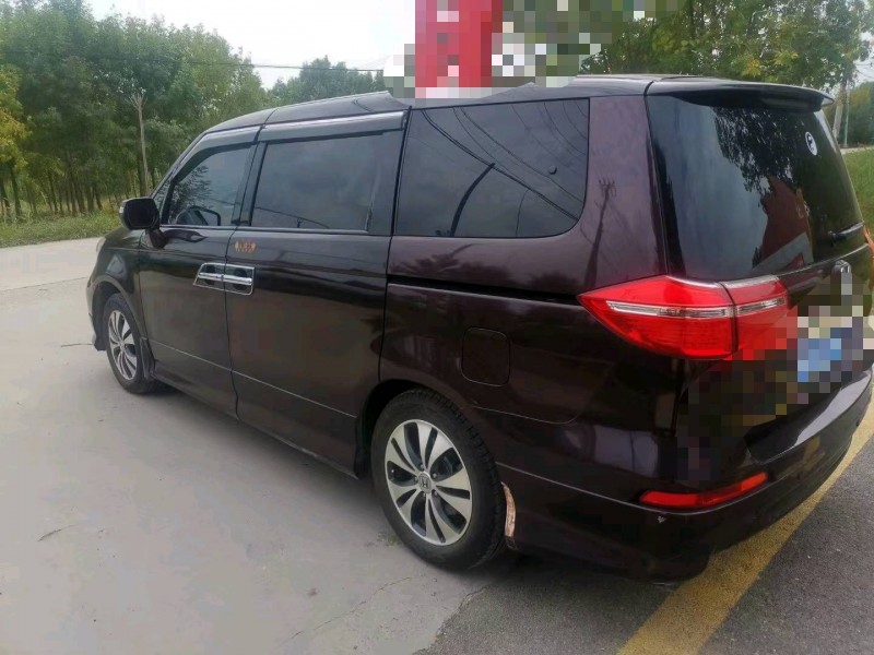 济宁15年本田艾力绅8