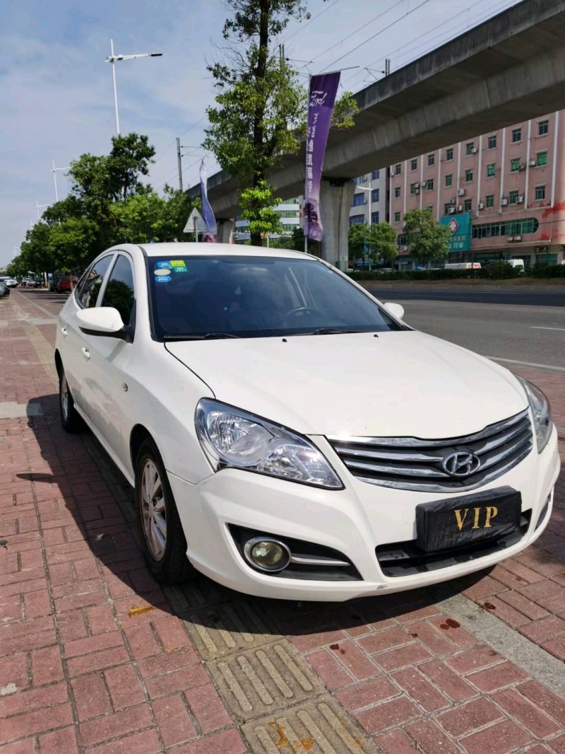 东莞18年现代悦动7