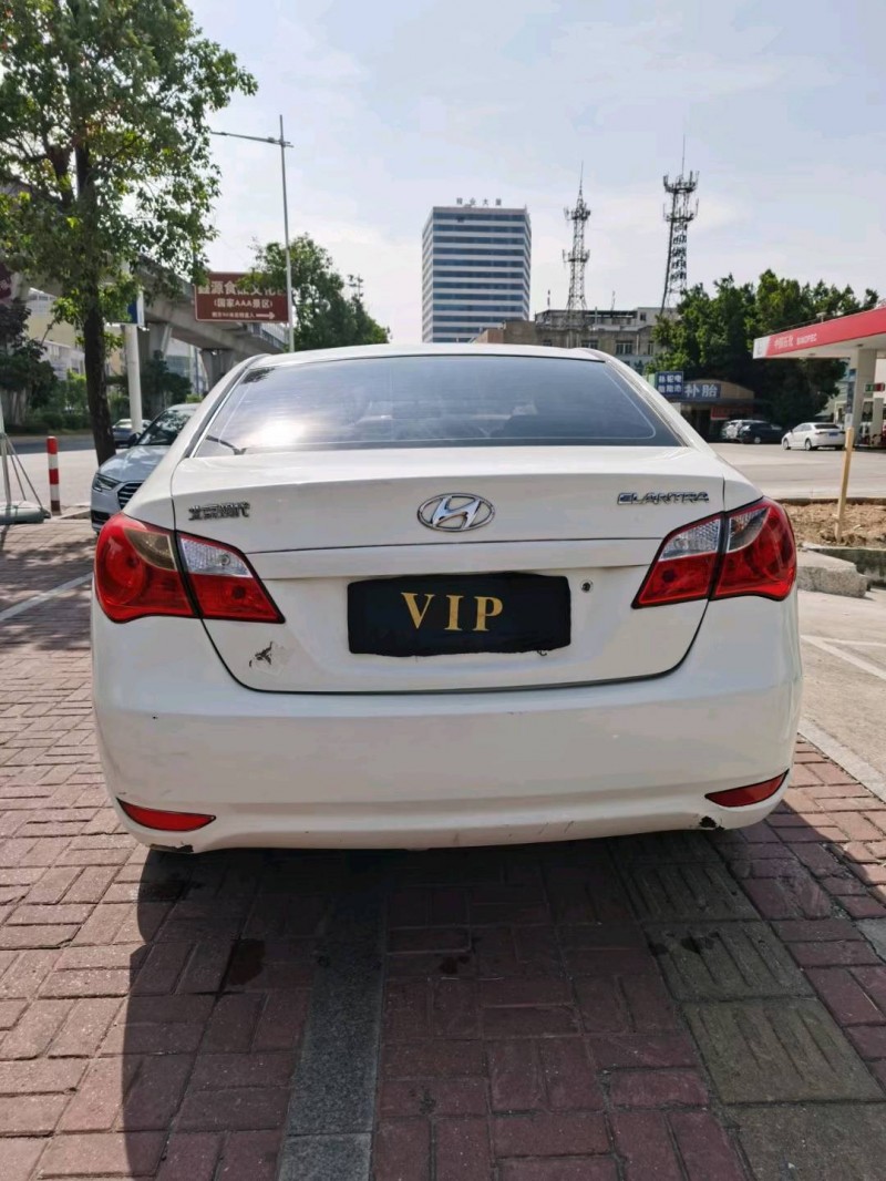 东莞18年现代悦动1