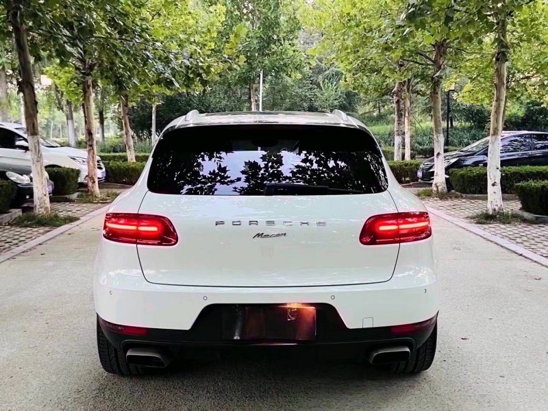 聊城15年保時捷Macan9