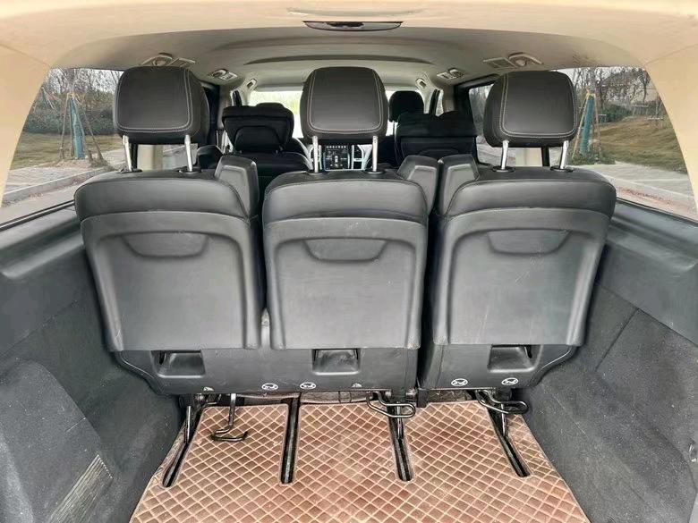 盐城17年奔驰威霆5