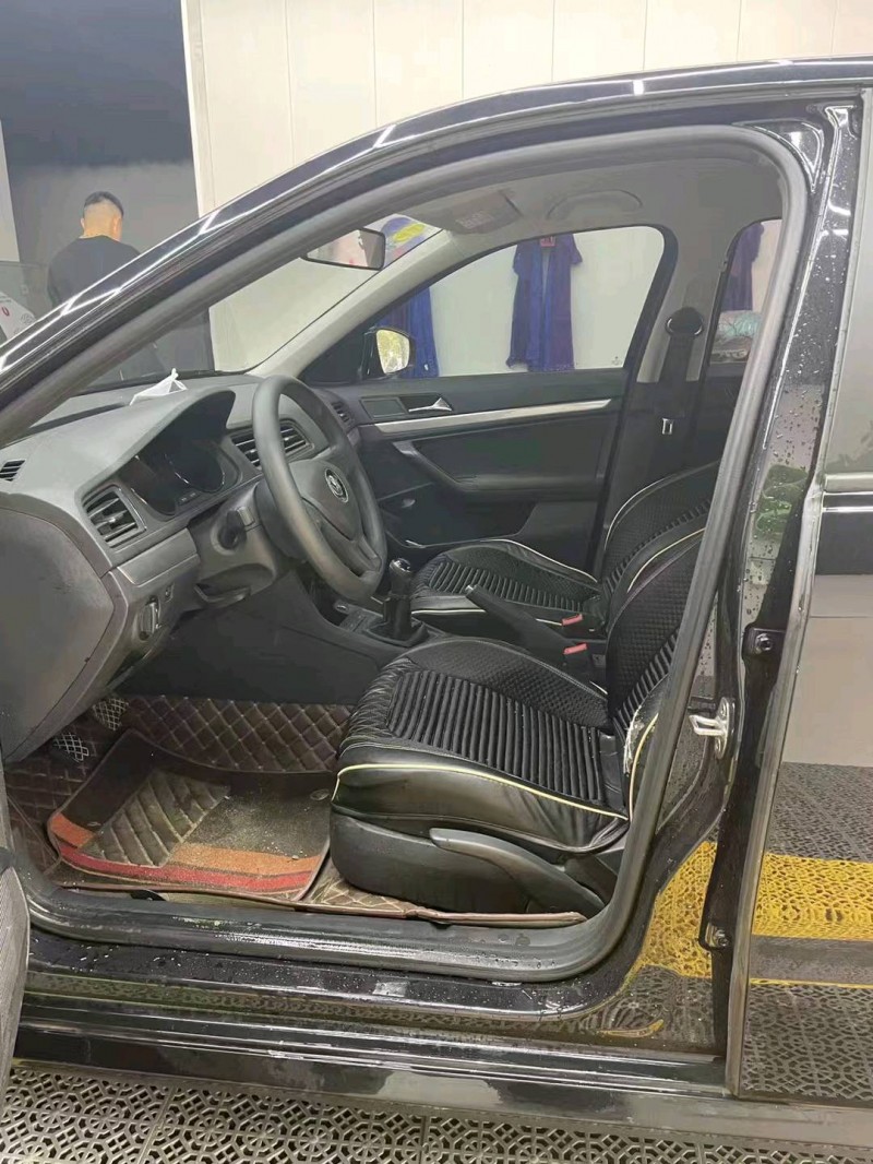 邯郸20年大众朗逸4