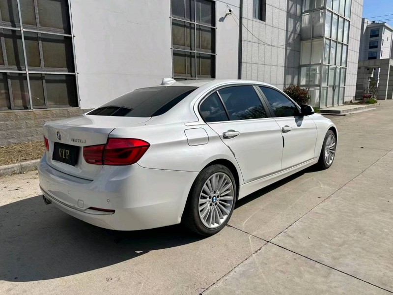 盐城17年宝马3系8