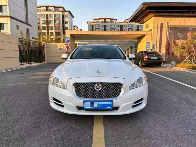 淄博14年捷豹XJL1