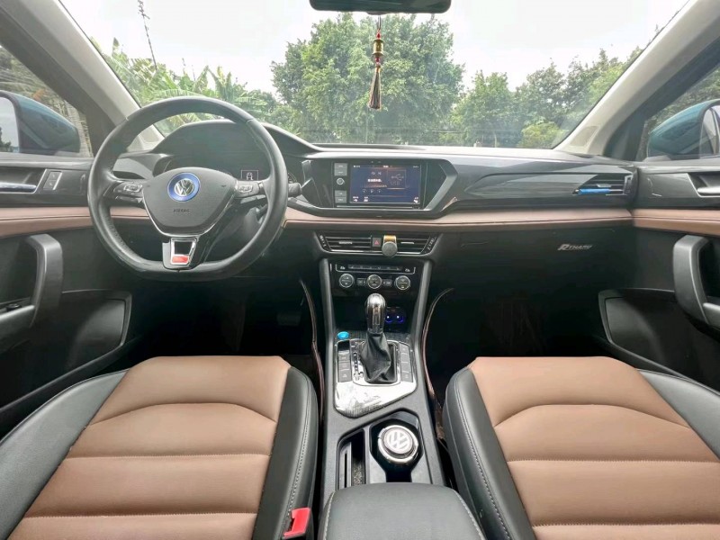 东莞19年大众途岳5