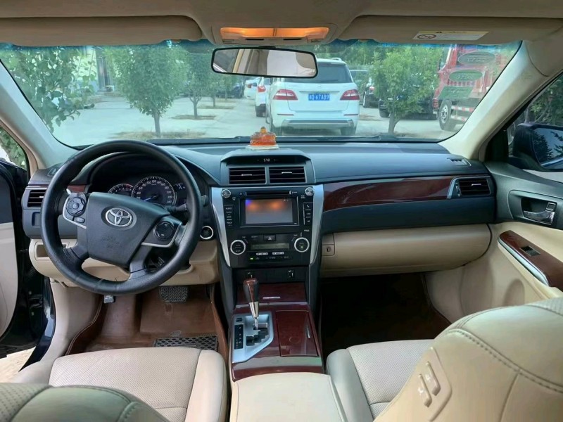 廊坊13年丰田凯美瑞7