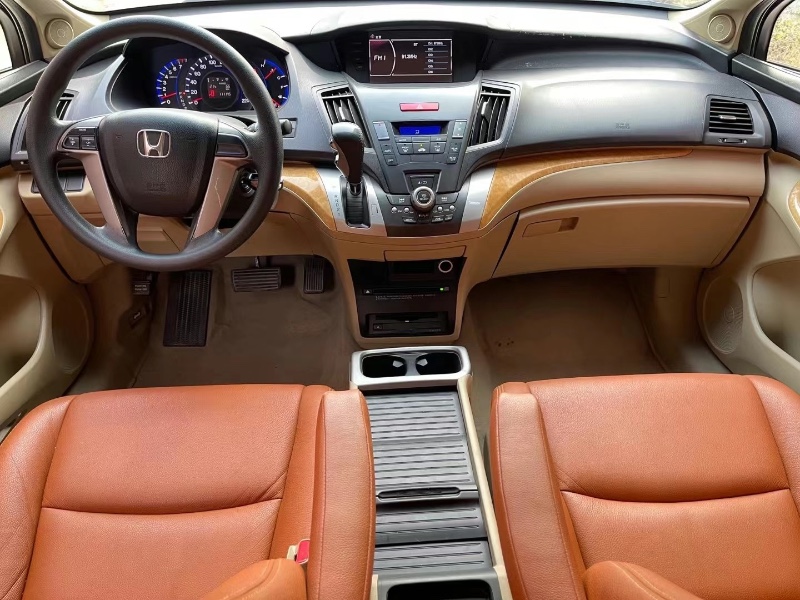 济宁12年本田奥德赛7