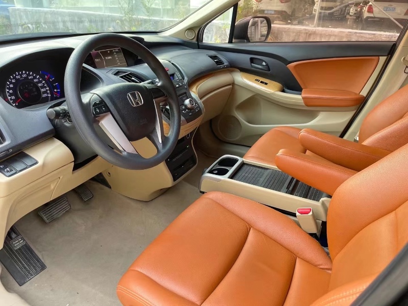 济宁12年本田奥德赛9