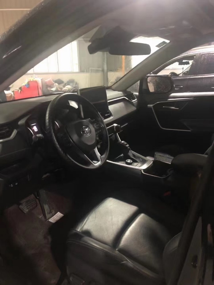 北京20年丰田威兰达4