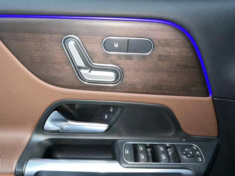 东莞20年奔驰GLB4