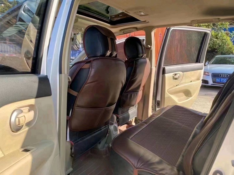 邯郸13年日产骊威3