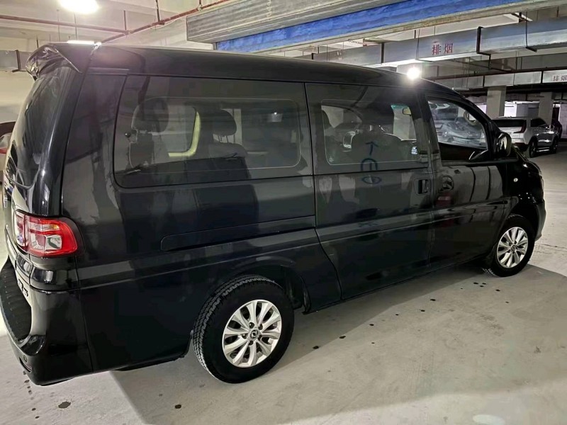 济南20年东风菱智3