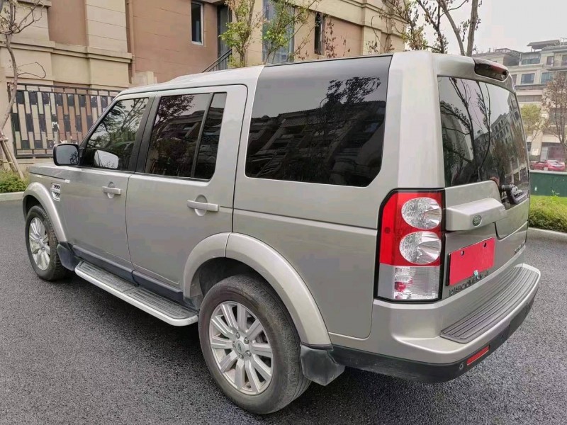 重庆12年路虎发现6