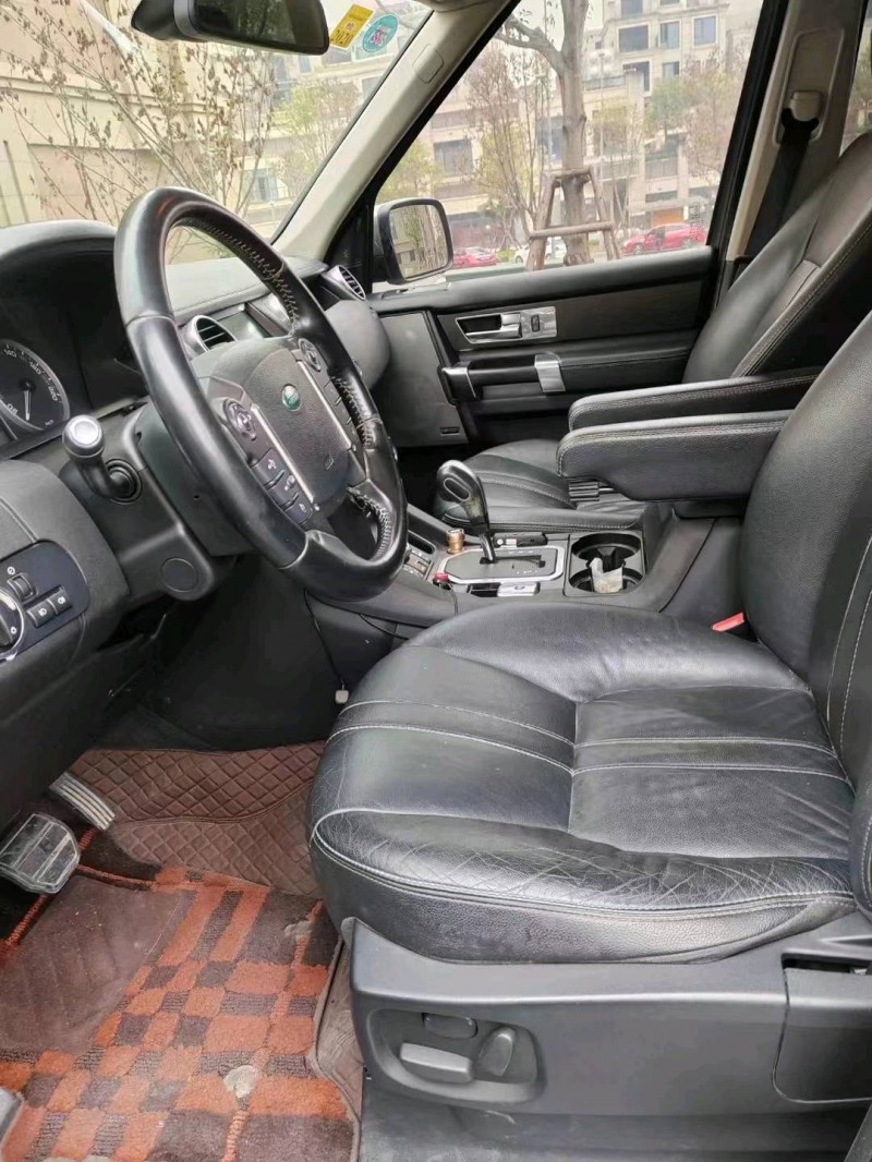 重庆12年路虎发现7