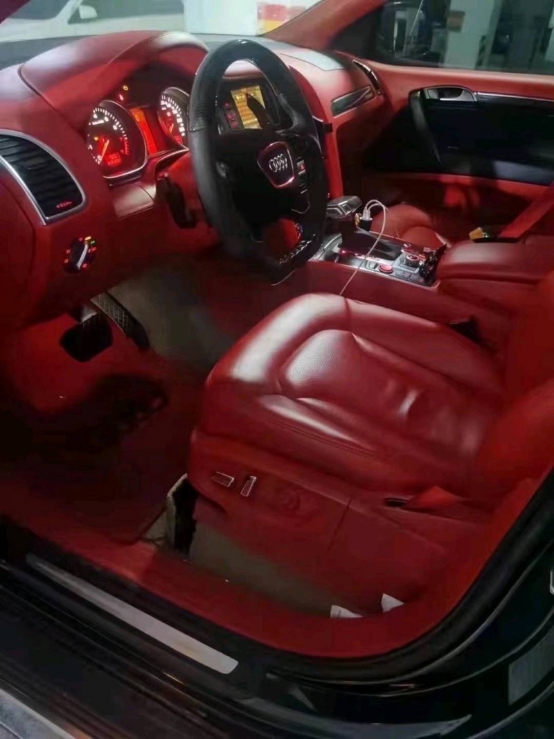 邯郸10年奥迪Q73