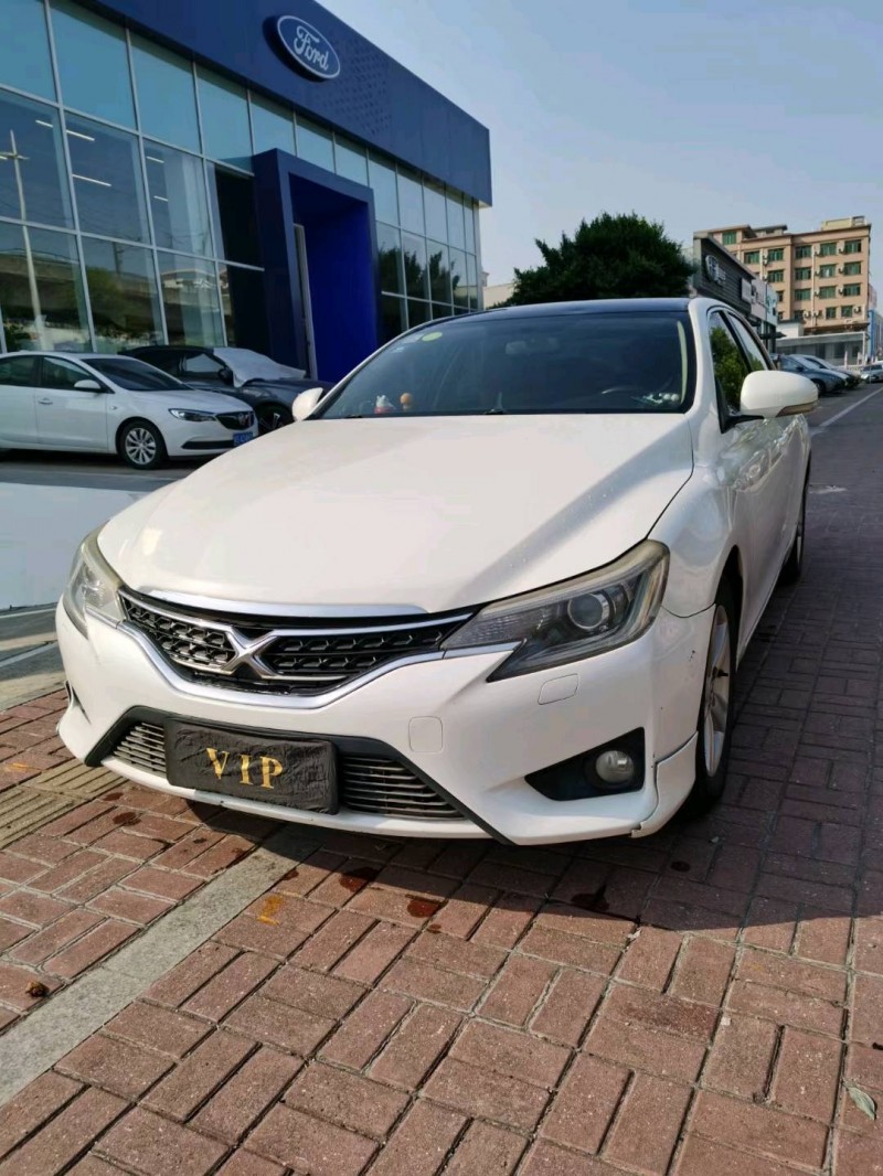 东莞14年丰田锐志2