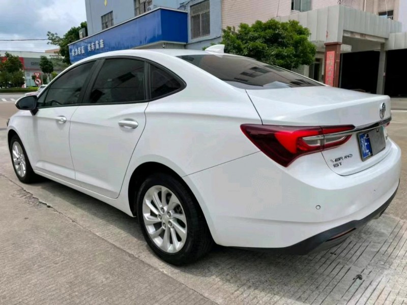 中山21年别克威朗6