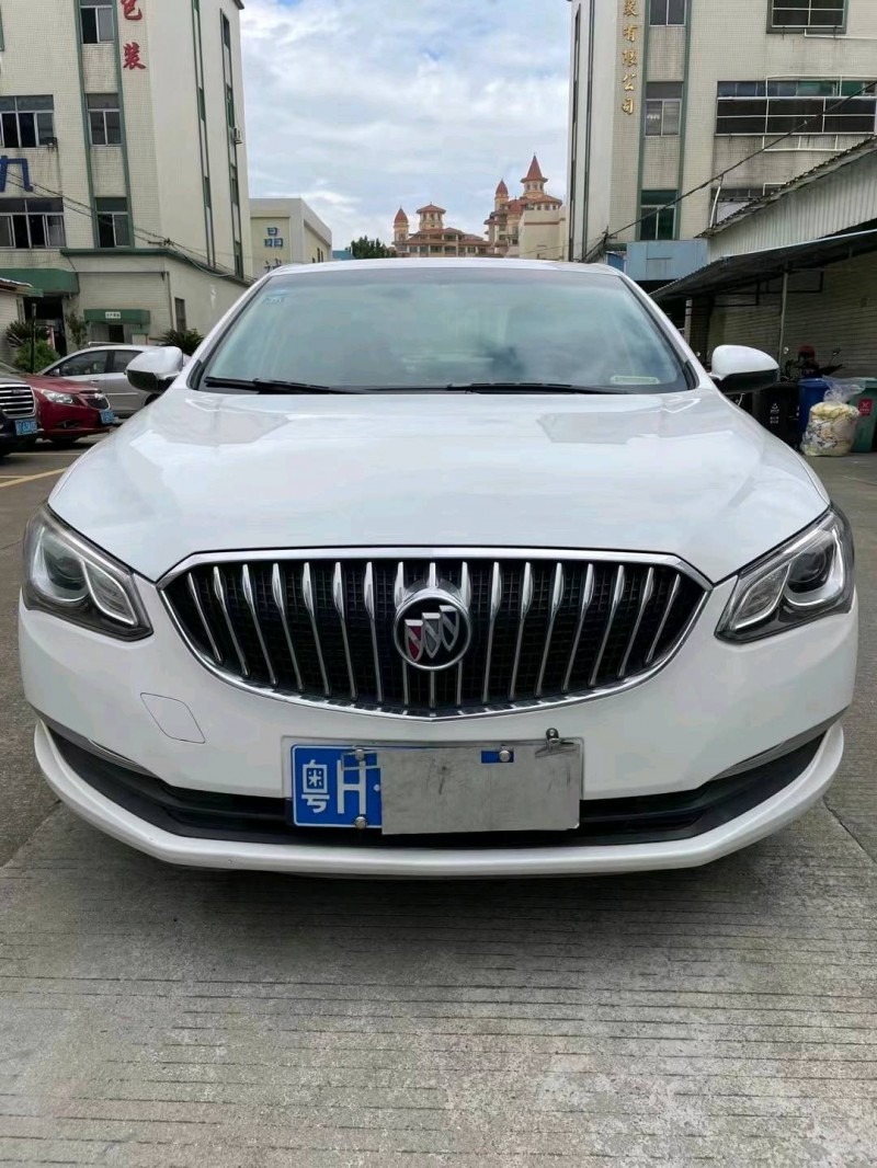 中山17年别克英朗1