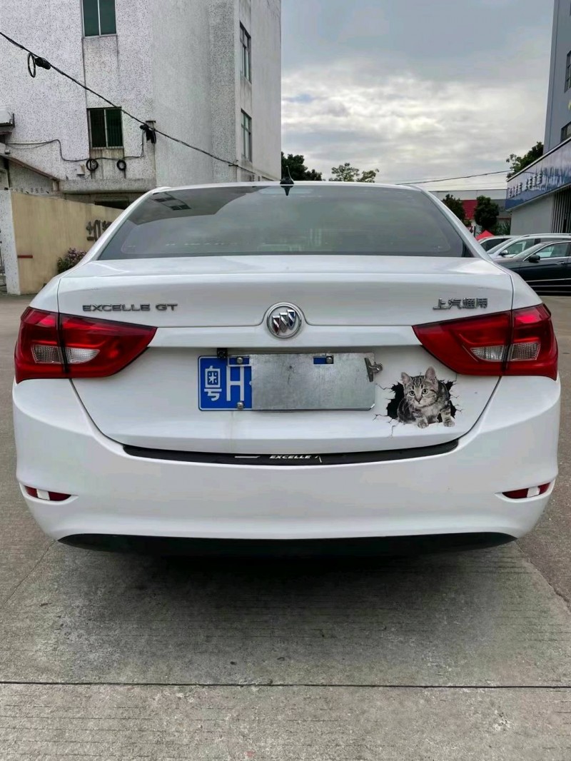 中山17年别克英朗4