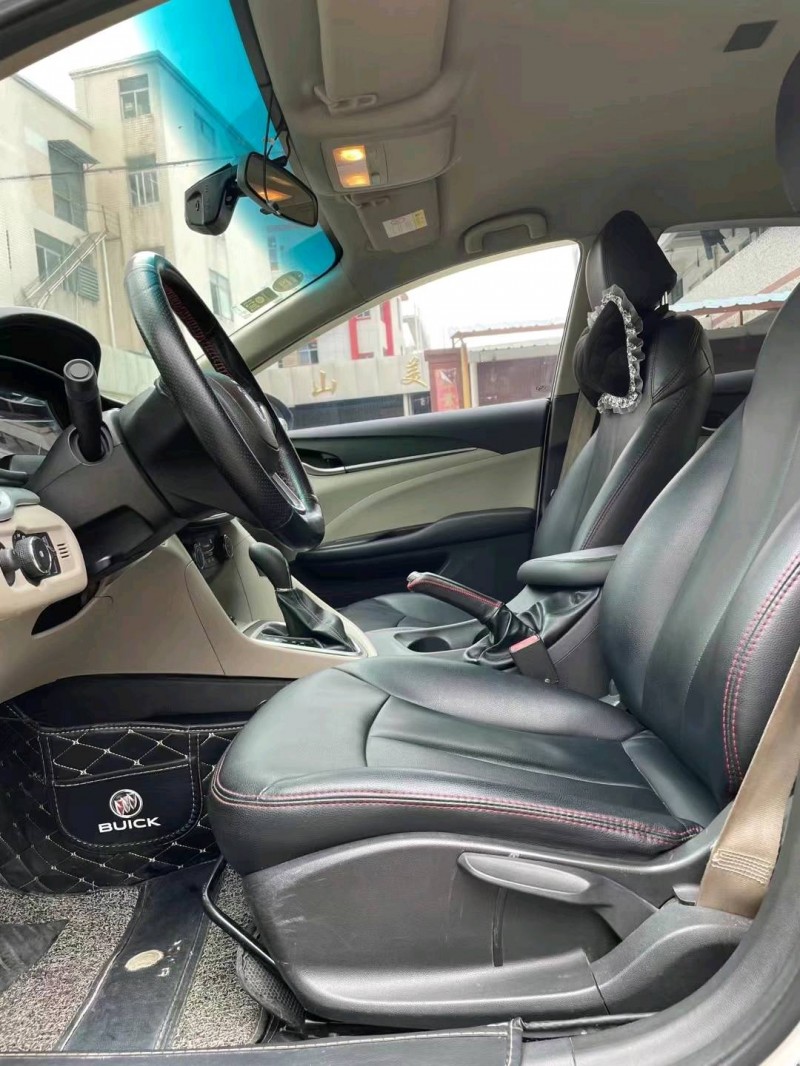 中山17年别克英朗9